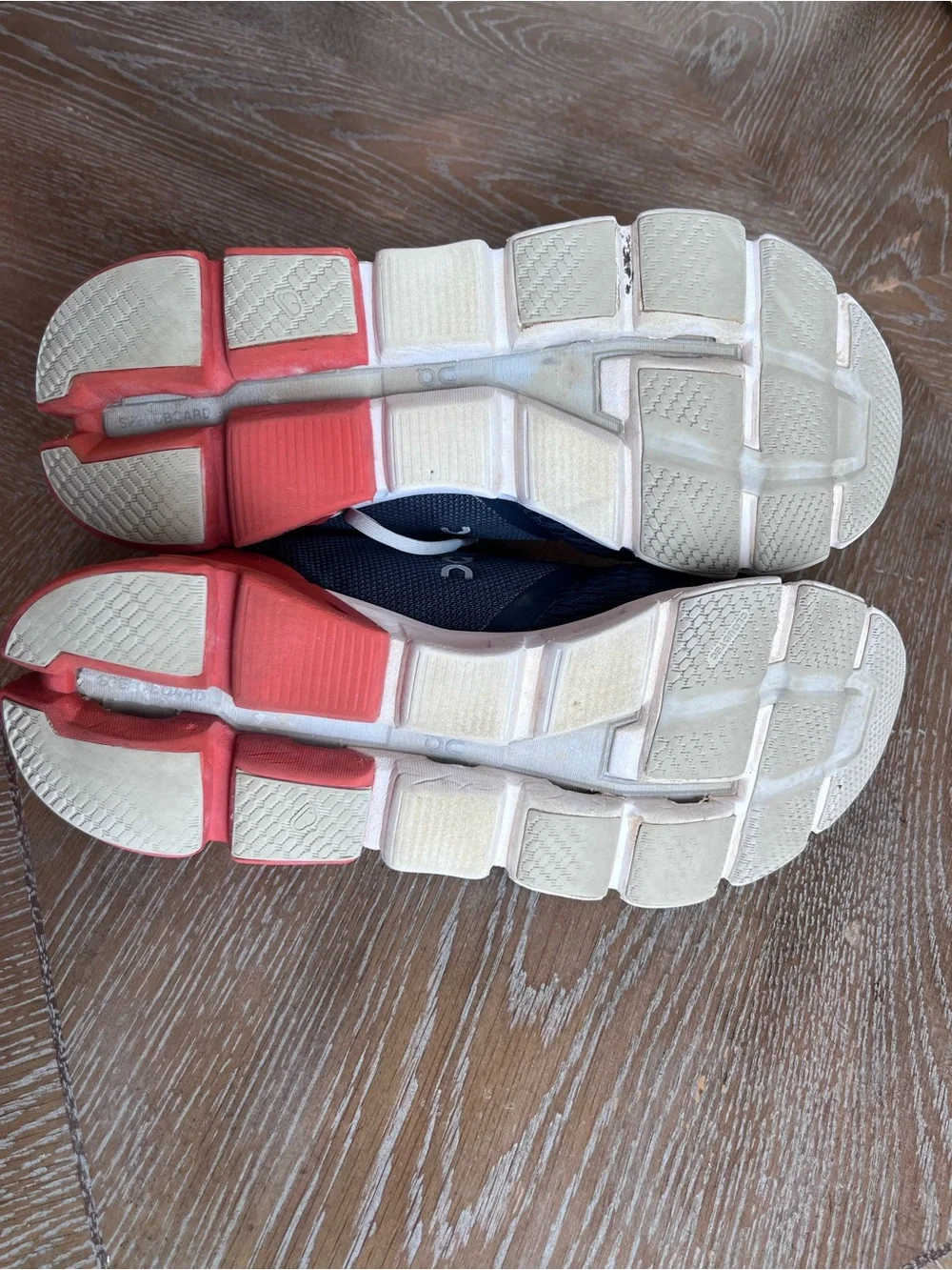 On Running Men's Navy and White Lightweight Running Sneakers Size 10.5